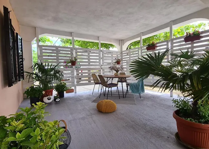 Apartment Ivan Sibenik - Brodarica (Sibenik-Knin)