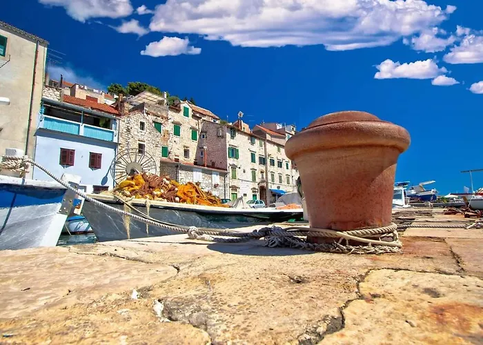 Ivan Sibenik - * Brodarica (Sibenik-Knin)