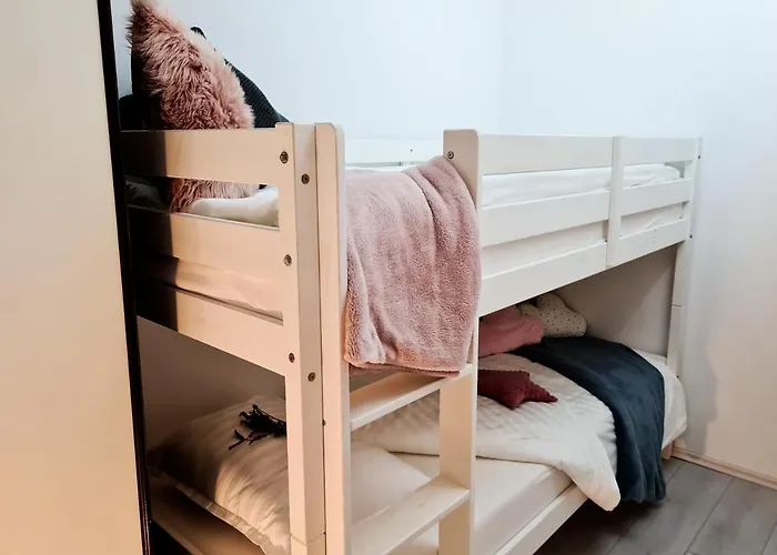 Ivan Sibenik - * Brodarica (Sibenik-Knin)